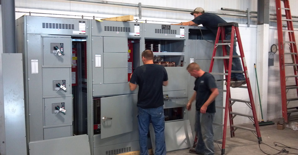 SU-DAN Industries: 3000 Amp Primary Service Switchboard Install With Process Heat Metering Section
